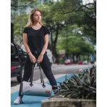 Kompaktná vodotesná taška na šport a cestovanie – Zulupack® Yoggy 16L IP65 sivá/camel